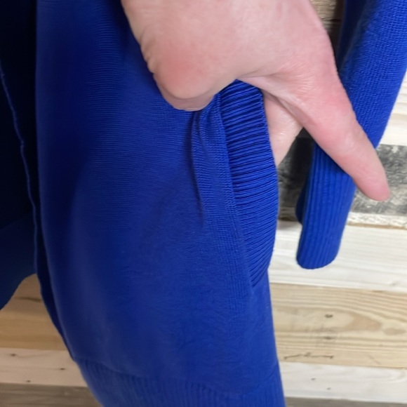 Lands’ End size large cobalt blue open tunic length soft cardigan with pockets - Picture 4 of 8